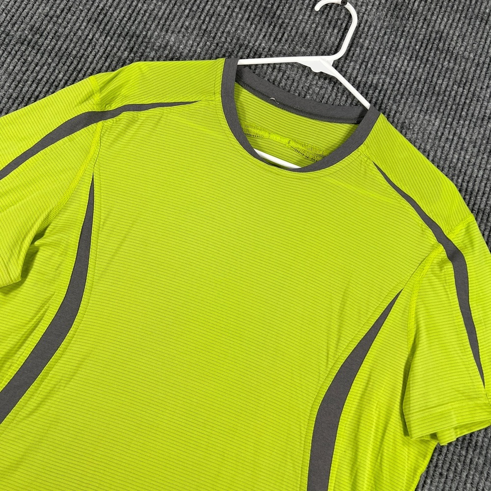 Lululemon Shirt Mens Large Neon Green Short Sleeve Active Workout Yoga Casual